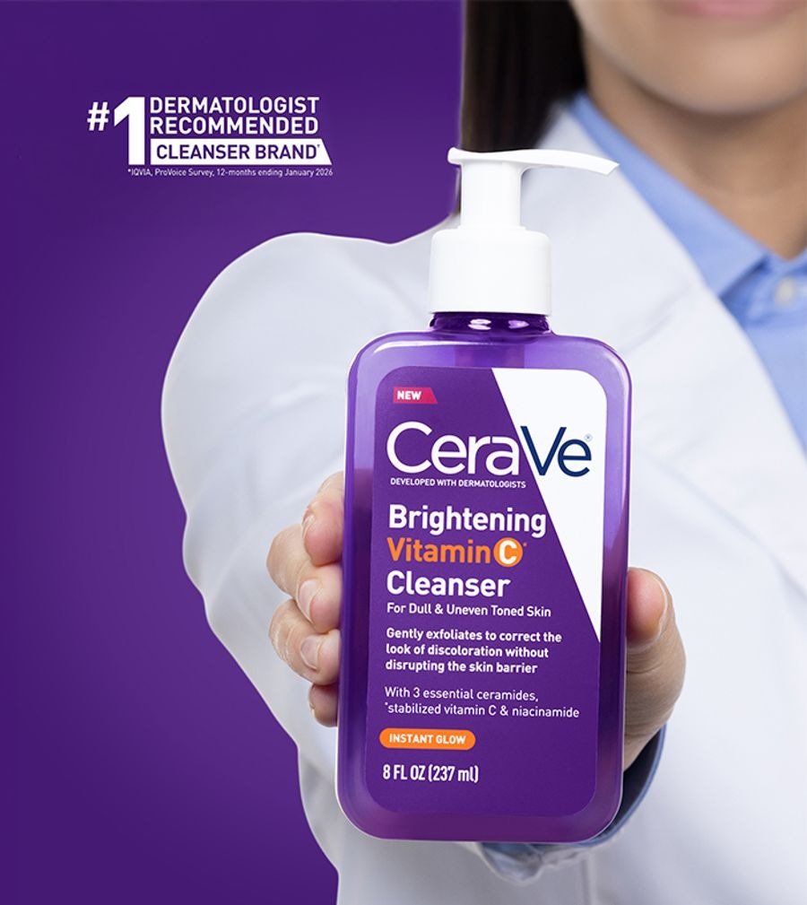CeraVe Brightening Vitamin C Cleanser 236mL - Image 5